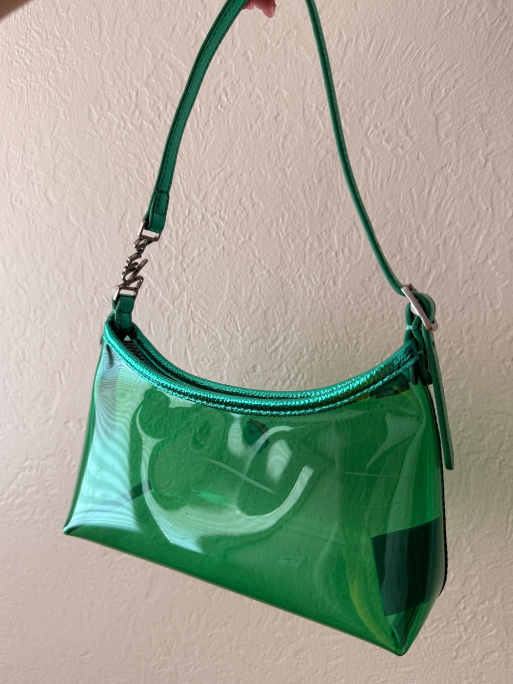 Kurt Geiger Clear Vinyl Sling Purse (World Cup friendly) ⚽️💚✨ - Picture 4 of 8
